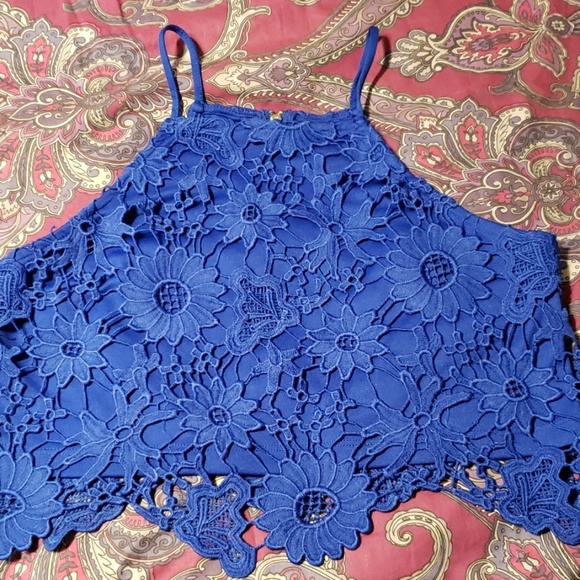 Forever 21 Tops - Royal blue crop top